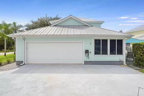 Exterior - 5501 Sunset Landing Cir, Saint Augustine, FL 32080 photo 7 of 8