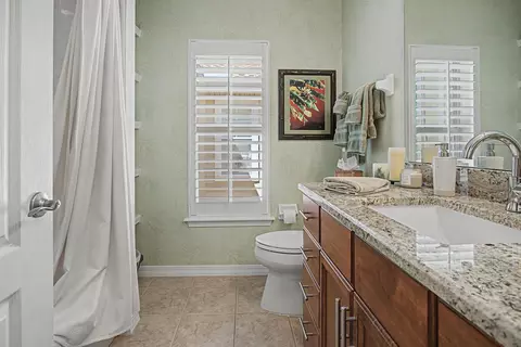 Bath - 2206 Makarios Dr, Saint Augustine Beach, FL 32080 photo 9 of 11