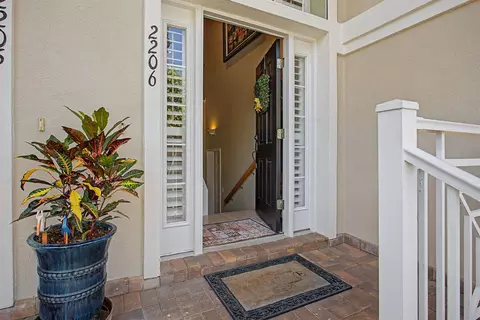 Entry Way - 2206 Makarios Dr, Saint Augustine Beach, FL 32080 photo 2 of 4