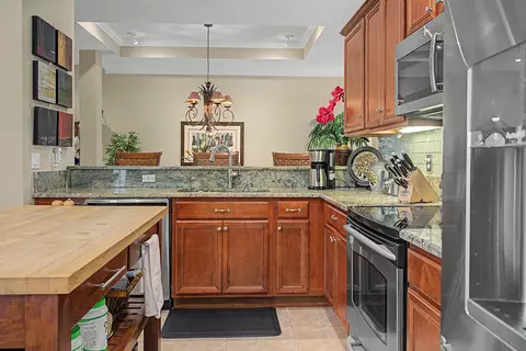 Kitchen - 2206 Makarios Dr, Saint Augustine Beach, FL 32080 photo 3 of 10