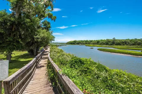 View/Area - 4002 Shore Dr, Saint Augustine, FL 32086 photo 8 of 9