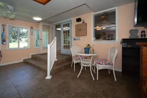 Exterior - 4002 Shore Dr, Saint Augustine, FL 32086 photo 5 of 17