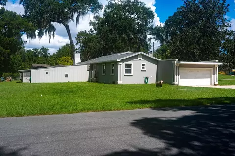 Exterior - 4002 Shore Dr, Saint Augustine, FL 32086 photo 1 of 17