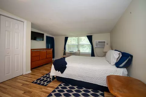 Bedroom - 4002 Shore Dr, Saint Augustine, FL 32086 photo 9 of 11