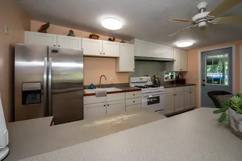 Kitchen - 4002 Shore Dr, Saint Augustine, FL 32086 photo 7 of 7
