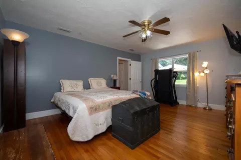 Bedroom - 4002 Shore Dr, Saint Augustine, FL 32086 photo 7 of 11