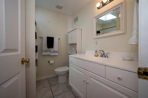 Bath - 4002 Shore Dr, Saint Augustine, FL 32086 photo 9 of 11