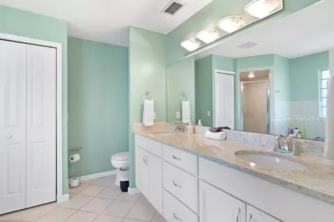 Bath - 7101 Middleton Ave, Saint Augustine, FL 32080 photo 1 of 5