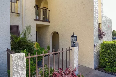 Exterior - 600 Domenico Cir #E4, Saint Augustine, FL 32086 photo 5 of 37