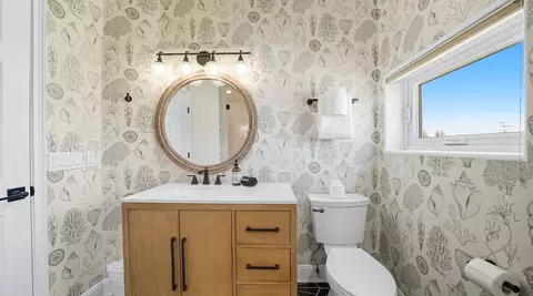 Bath - 670 A1a Beach Blvd #D, Saint Augustine, FL 32080 photo 2 of 7
