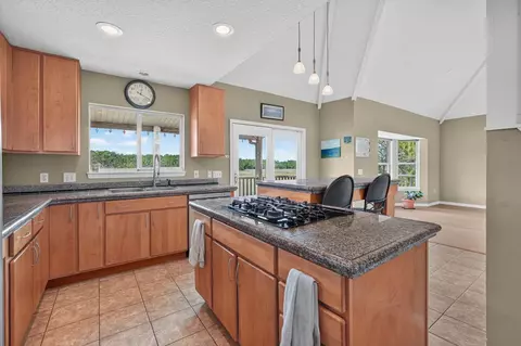 Kitchen - 496 Lakeshore Dr, Saint Augustine, FL 32095 photo 3 of 4