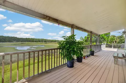Exterior - 496 Lakeshore Dr, Saint Augustine, FL 32095 photo 5 of 14