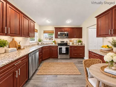Kitchen - 380 Trade Wind Ln, Saint Augustine, FL 32080 photo 4 of 8