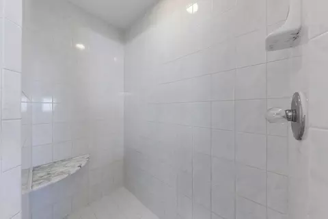 Bath - 380 Trade Wind Ln, Saint Augustine, FL 32080 photo 4 of 6