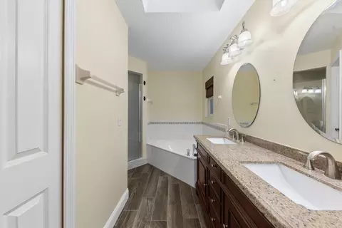 Bath - 380 Trade Wind Ln, Saint Augustine, FL 32080 photo 2 of 6