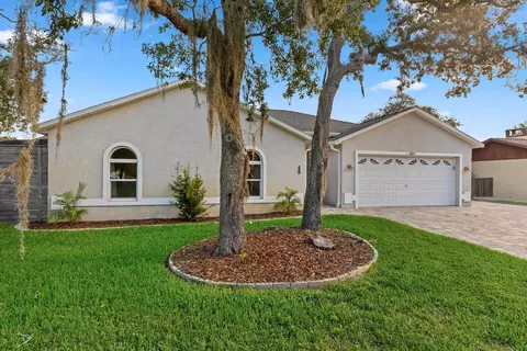 Exterior - 380 Trade Wind Ln, Saint Augustine, FL 32080 photo 3 of 13