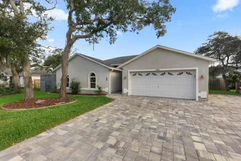 Exterior - 380 Trade Wind Ln, Saint Augustine, FL 32080 photo 2 of 13