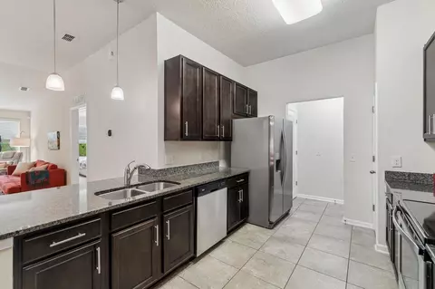 Kitchen - 1017 Golden Lake Loop, Saint Augustine, FL 32084 photo 8 of 11