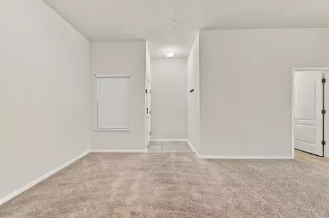 Living - 1017 Golden Lake Loop, Saint Augustine, FL 32084 photo 3 of 12