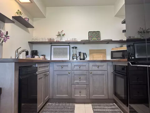 Kitchen - 22 Comares Ave #6C, Saint Augustine, FL 32080 photo 1 of 7