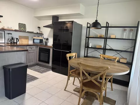 Kitchen - 22 Comares Ave #6C, Saint Augustine, FL 32080 photo 3 of 7