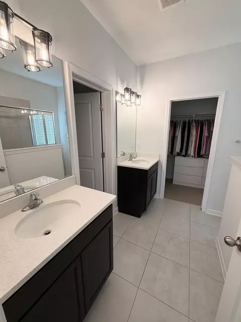 Bath - 189 Foxcross Ave, Saint Augustine, FL 32092 photo 2 of 3