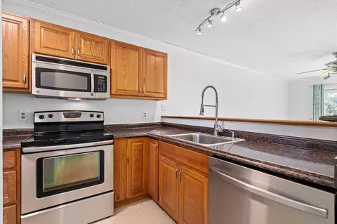 Kitchen - 650 W Pope Rd #266, Saint Augustine, FL 32080 photo 1 of 3