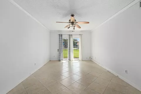 Living - 650 W Pope Rd #266, Saint Augustine, FL 32080 photo 4 of 6