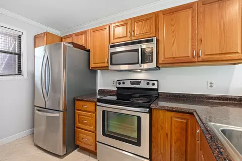 Kitchen - 650 W Pope Rd #266, Saint Augustine, FL 32080 photo 2 of 3