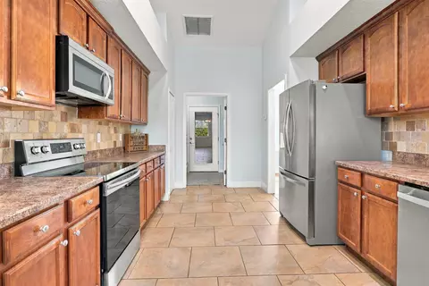 Entry Way - 291 Cortez Dr, Saint Augustine, FL 32086 photo 3 of 3