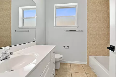 Bath - 291 Cortez Dr, Saint Augustine, FL 32086 photo 8 of 8