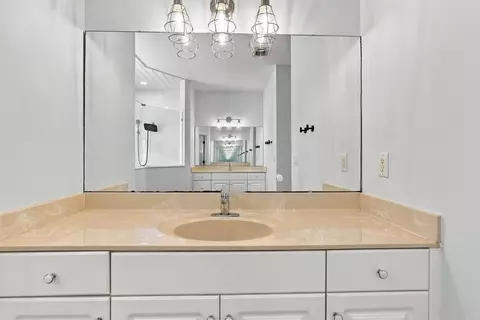 Bath - 291 Cortez Dr, Saint Augustine, FL 32086 photo 6 of 8