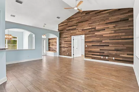 Living - 291 Cortez Dr, Saint Augustine, FL 32086 photo 2 of 6