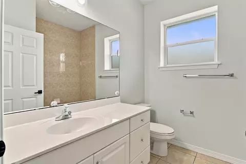 Bath - 291 Cortez Dr, Saint Augustine, FL 32086 photo 7 of 8