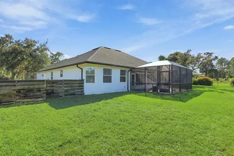 Exterior - 291 Cortez Dr, Saint Augustine, FL 32086 photo 8 of 10