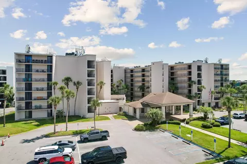 Exterior - 2 Dondanville Rd #606, Saint Augustine, FL 32080 photo 1 of 3