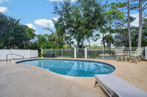Exterior - 184 Marsh Island Cir, St Augustine, FL 32096 photo 6 of 20