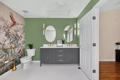 Bath - 184 Marsh Island Cir, St Augustine, FL 32096 photo 4 of 5