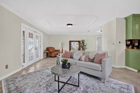 Living - 184 Marsh Island Cir, St Augustine, FL 32096 photo 4 of 4