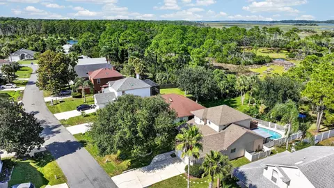 View/Area - 184 Marsh Island Cir, St Augustine, FL 32096 photo 2 of 9