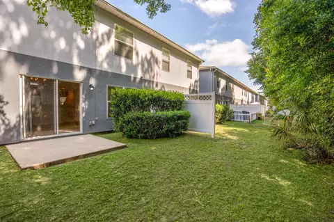 Exterior - 816 S Black Cherry Dr, Saint Johns, FL 32259 photo 4 of 5