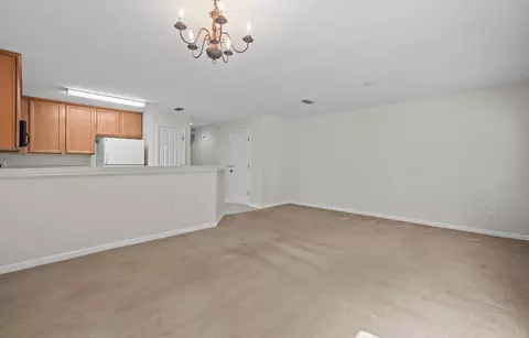 Living - 816 S Black Cherry Dr, Saint Johns, FL 32259 photo 4 of 5