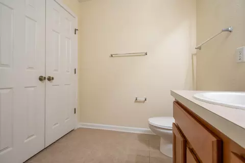 Bath - 816 S Black Cherry Dr, Saint Johns, FL 32259 photo 2 of 4
