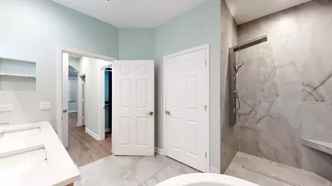 Bath - 220 Paseo Terrazza #401, Saint Augustine, FL 32095 photo 5 of 7