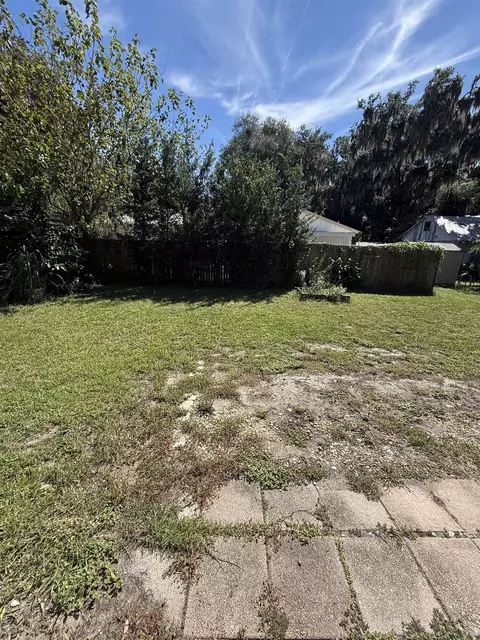 Exterior - 29 Dufferin St UNIT B, Saint Augustine, FL 32084 photo 3 of 4
