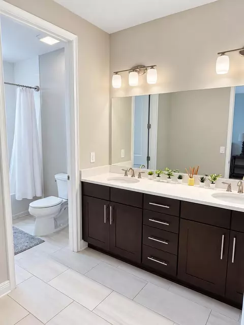 Bath - 253 Rum Runner Way, Saint Johns, FL 32259 photo 3 of 3