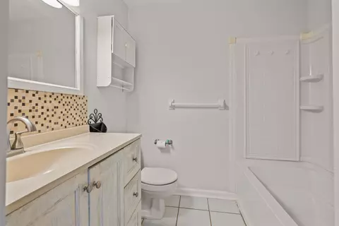 Bath - 9 Moultrie Creek Cir, Saint Augustine, FL 32086 photo 2 of 3