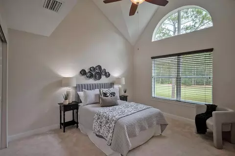 Bedroom - 335 N Shore Cir #1021, Saint Augustine, FL 32092 photo 7 of 13