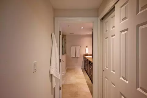 Entry Way - 335 N Shore Cir #1021, Saint Augustine, FL 32092 photo 10 of 13