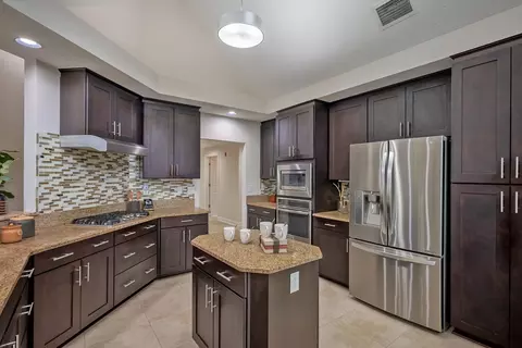Kitchen - 335 N Shore Cir #1021, Saint Augustine, FL 32092 photo 3 of 7